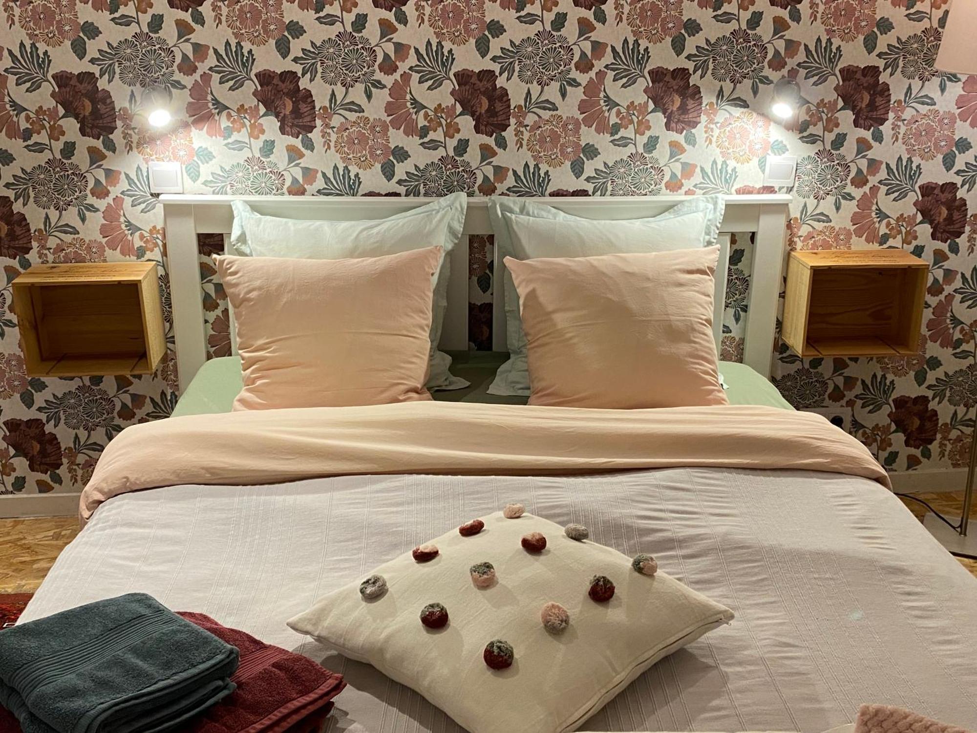 Chambre D'Hotes Les 3 Cochons D'Olt Arcambal Экстерьер фото